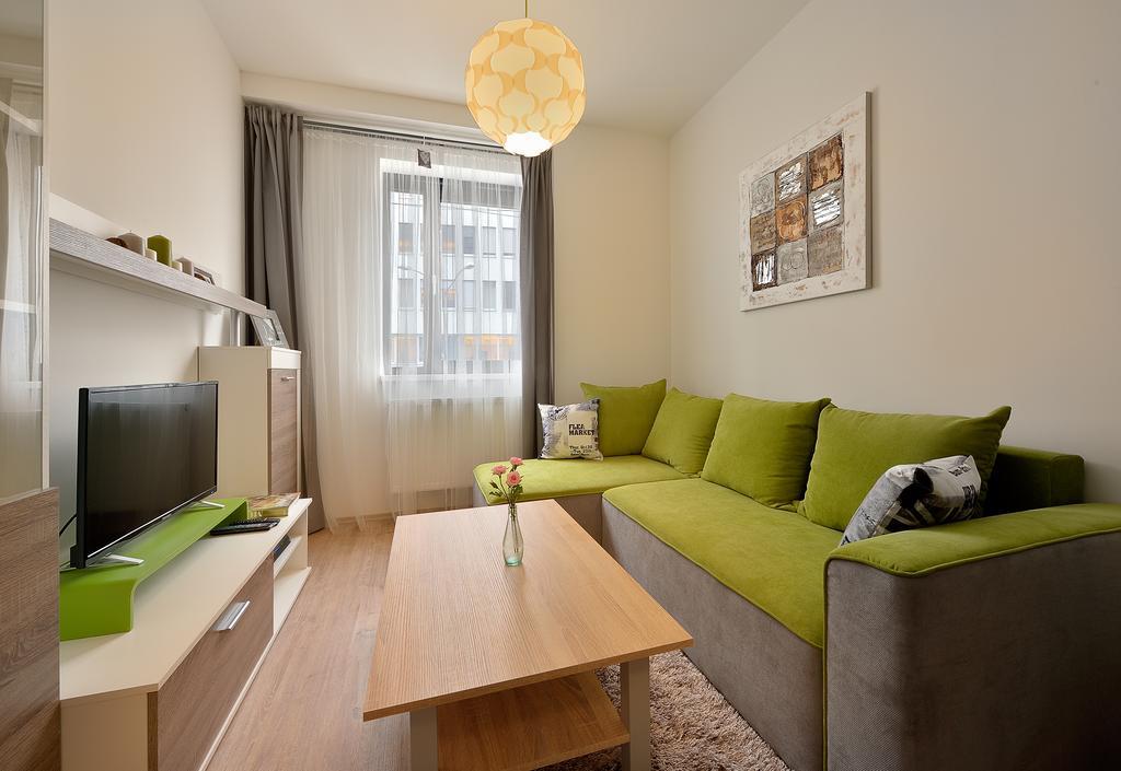 Charming & Cozy Ambiente Apartments ブラチスラヴァ エクステリア 写真