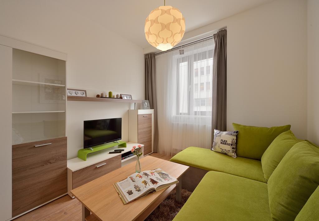 Charming & Cozy Ambiente Apartments ブラチスラヴァ エクステリア 写真
