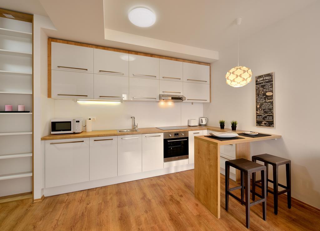 Charming & Cozy Ambiente Apartments ブラチスラヴァ エクステリア 写真