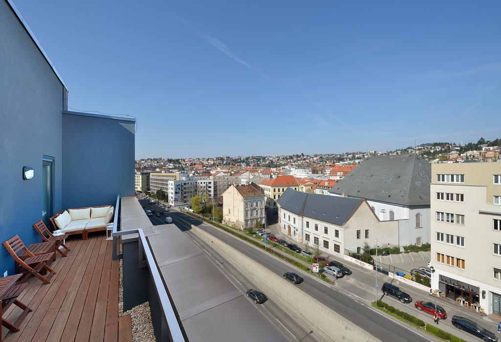 Charming & Cozy Ambiente Apartments ブラチスラヴァ エクステリア 写真