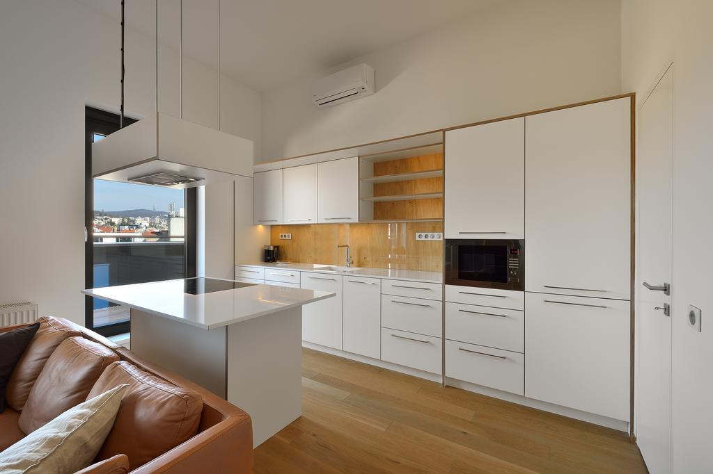 Charming & Cozy Ambiente Apartments ブラチスラヴァ エクステリア 写真
