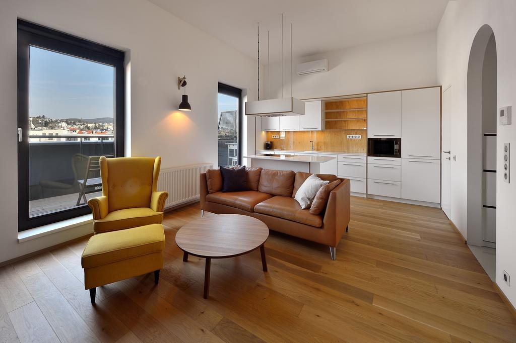 Charming & Cozy Ambiente Apartments ブラチスラヴァ エクステリア 写真