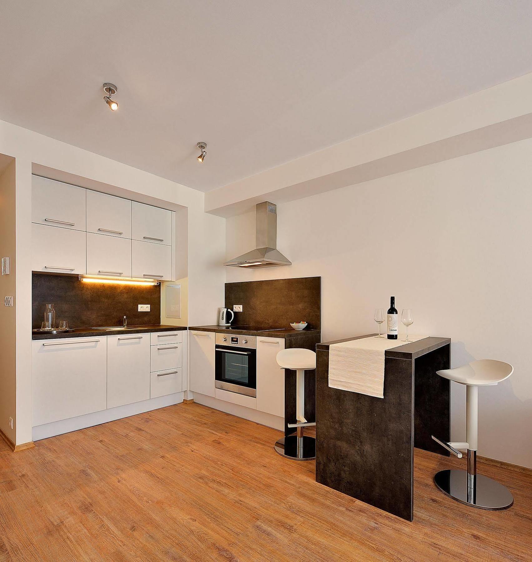 Charming & Cozy Ambiente Apartments ブラチスラヴァ エクステリア 写真